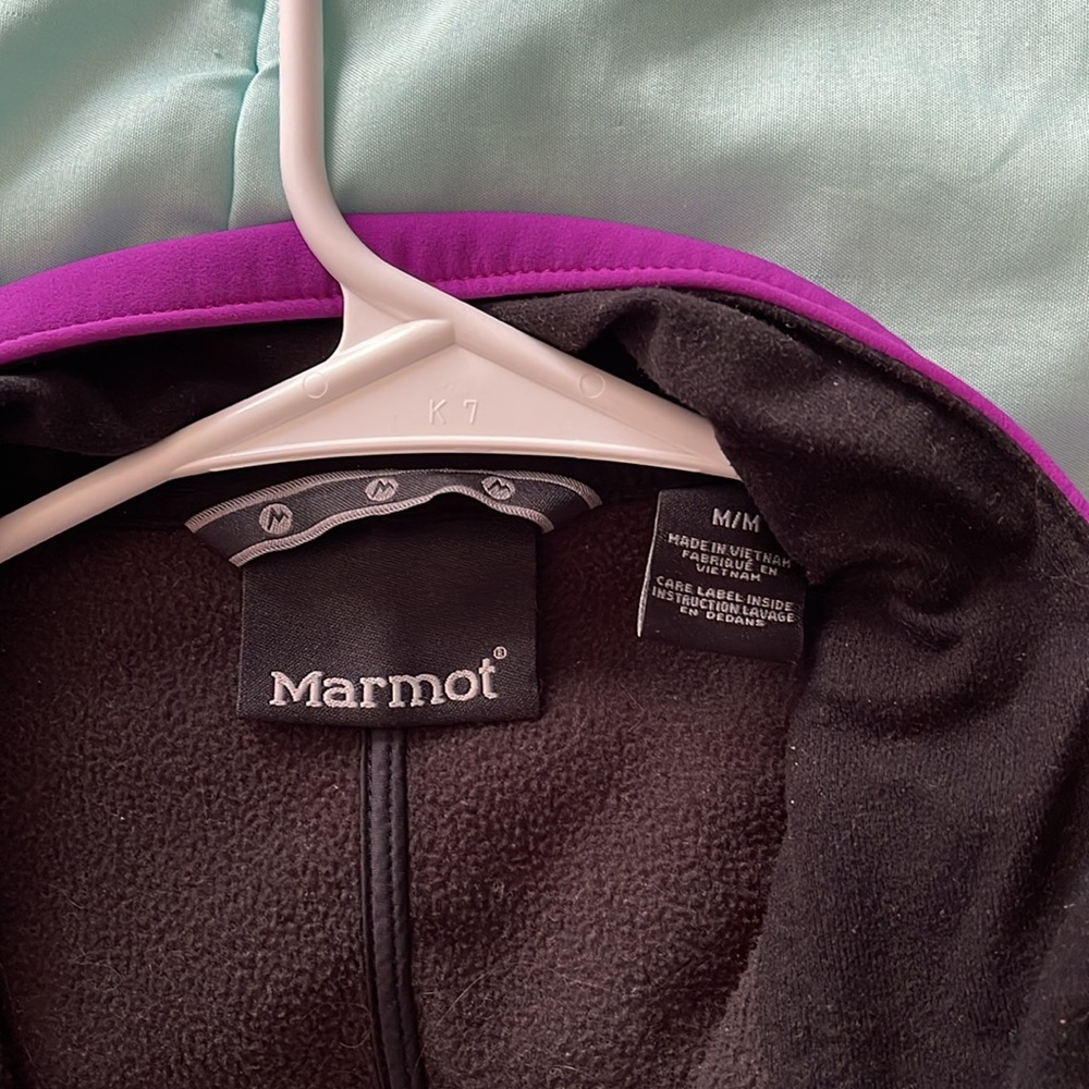 Marmot waterproof jacket, size medium great condition - Picture 5 of 5